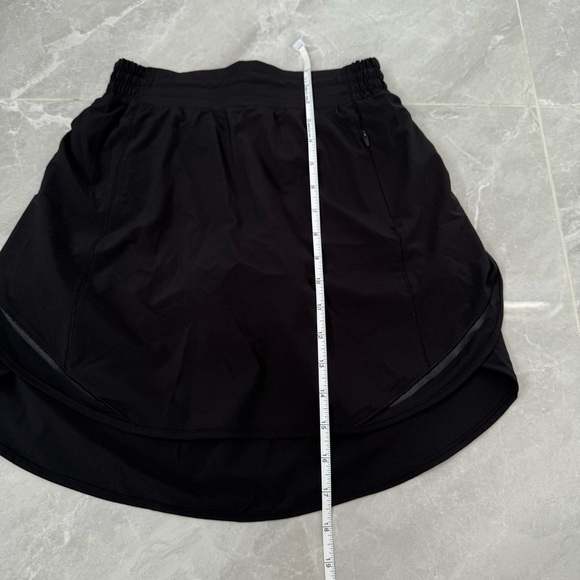 Women’s Lululemon Hotty Hot High Rise Skirt Shorts Skort Pockets Size 4 - Picture 16 of 16